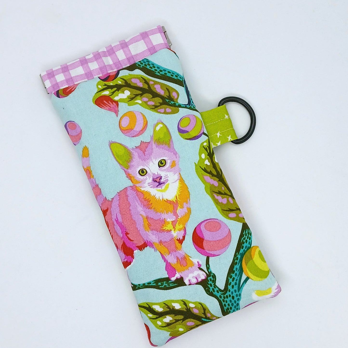 Squeeze-closure padded glasses case