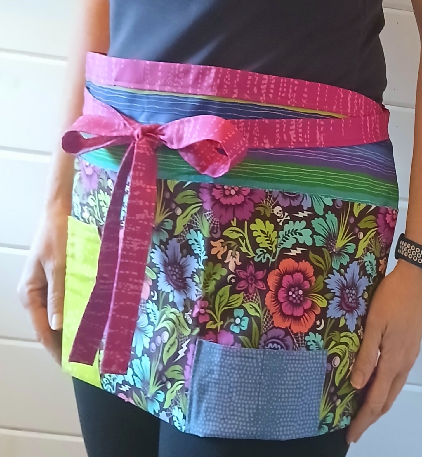 Half Apron with pockets